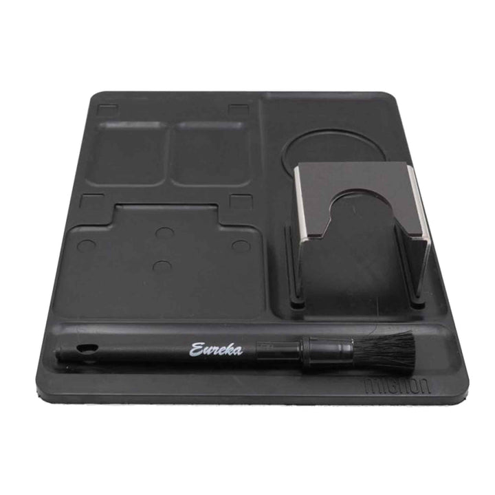 Eureka Mignon mat kit: silicone mat, tamping station and cleaning brush