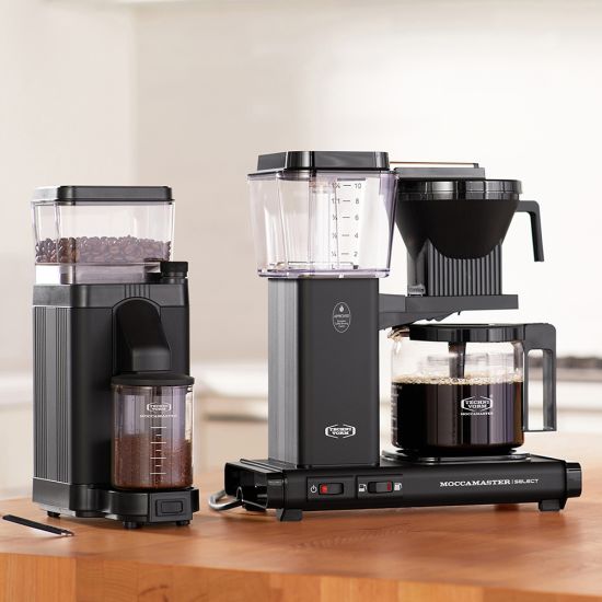 Moccamaster KM5 Burr Grinder in Matte Black BY THE COFFEE BEAUTIFUL COFFEE COMPANY UK LONDON SURREY