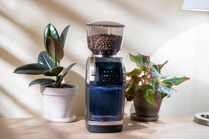 Baratza Vario W+ Coffee Grinder in Black by the coffee beautiful coffee company uk London Surrey